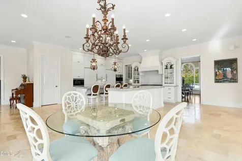 1015 Venetian Court Cary NC 27518