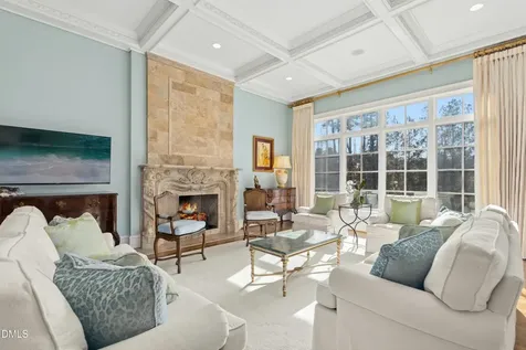 1015 Venetian Court Cary NC 27518
