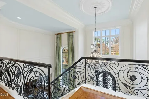 1015 Venetian Court Cary NC 27518