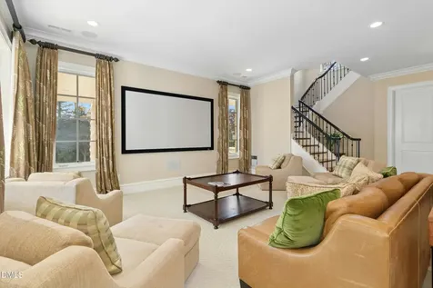 1015 Venetian Court Cary NC 27518