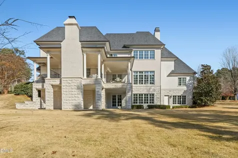 1015 Venetian Court Cary NC 27518