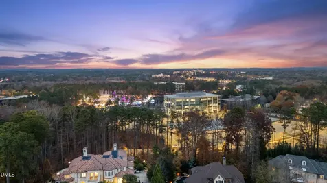 1015 Venetian Court Cary NC 27518