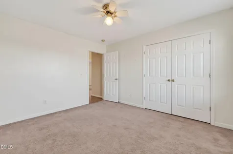 305 River Birch Run Coats NC 27521