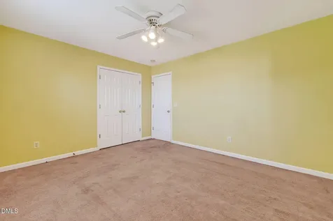 305 River Birch Run Coats NC 27521