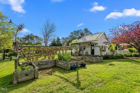 3542 Bason Road Mebane NC 27302