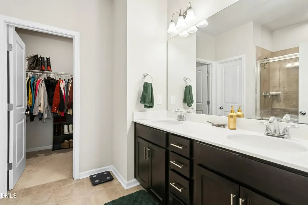 3645 Water Mist Lane Raleigh NC 27604