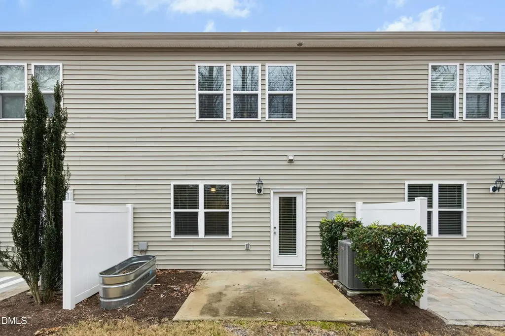 3645 Water Mist Lane Raleigh NC 27604