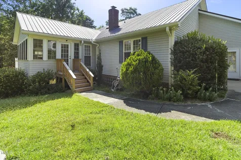1046 Ponderosa Trail Cameron NC 28326