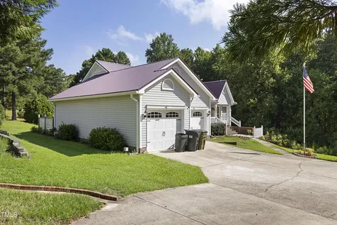 1046 Ponderosa Trail Cameron NC 28326