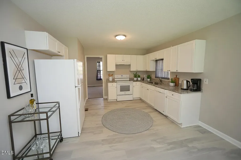 208 Wimbledon Court Clayton NC 27520
