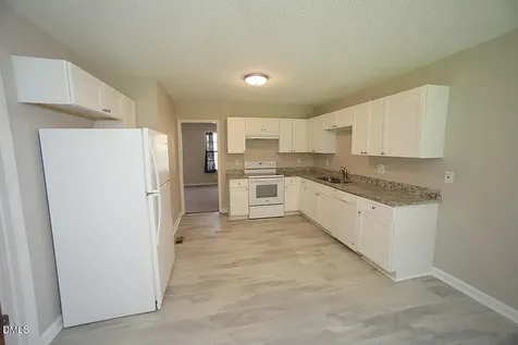 208 Wimbledon Court Clayton NC 27520