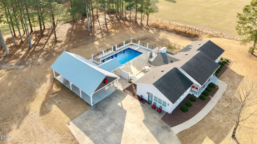 250 Savannah Hill Road Dunn NC 28334