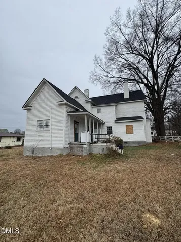 214 Charlotte Avenue Sanford NC 27330