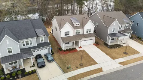 2422 Heron Watch Place Fuquay Varina NC 27526