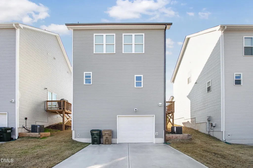 111 Rosemary Street Clayton NC 27520