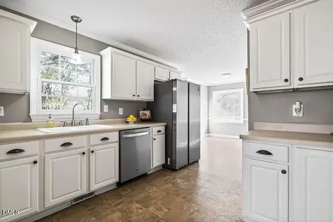6733 Oviedo Drive Raleigh NC 27603
