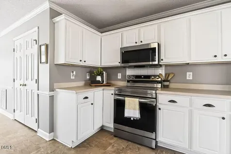 6733 Oviedo Drive Raleigh NC 27603