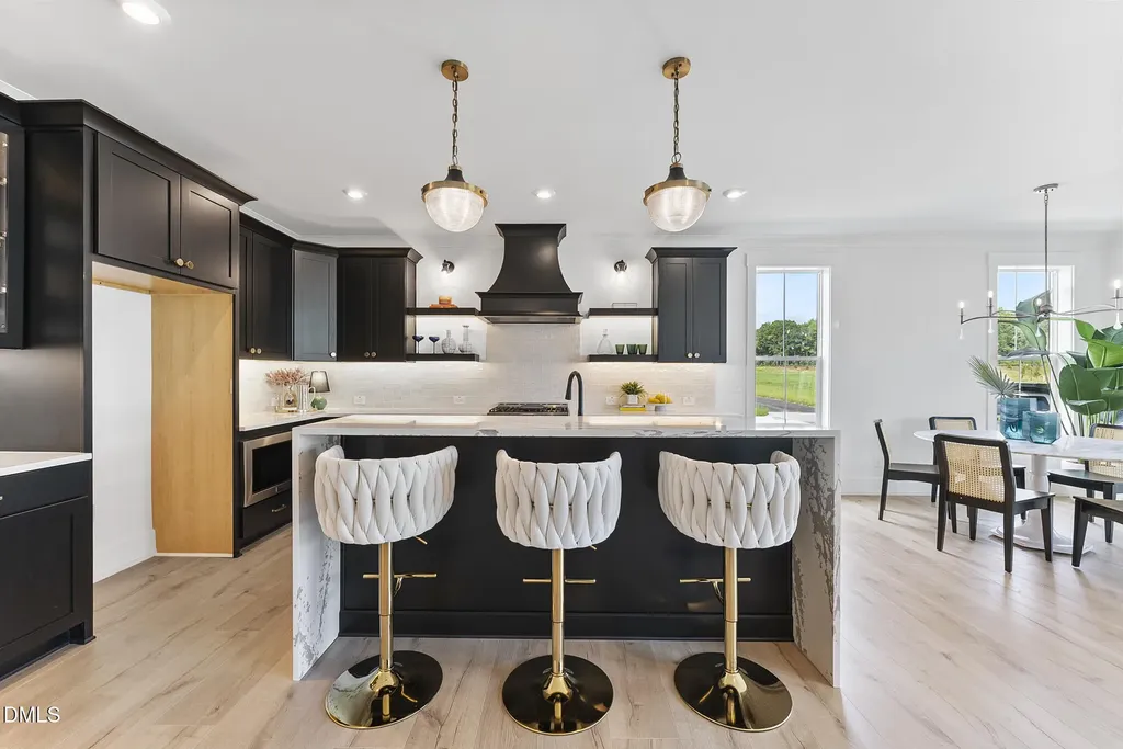 761 W Holly Springs Road Holly Springs NC 27540