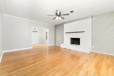 892 Franklin Lane Henderson NC 27537