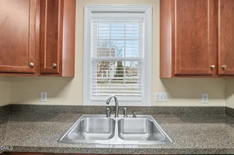 242 Sugar Maple Wake Forest NC 27587
