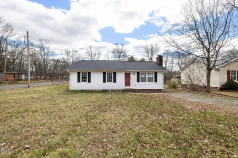 825 Parkwood Street Burlington NC 27215