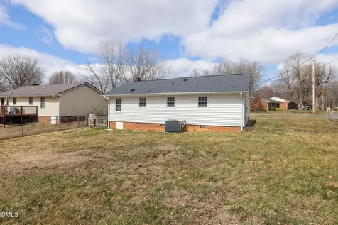 825 Parkwood Street Burlington NC 27215