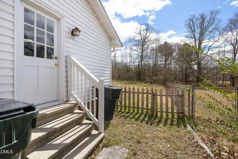 825 Parkwood Street Burlington NC 27215