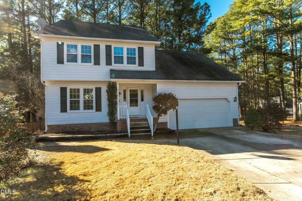 105 Fox Horn Run Cary NC 27511