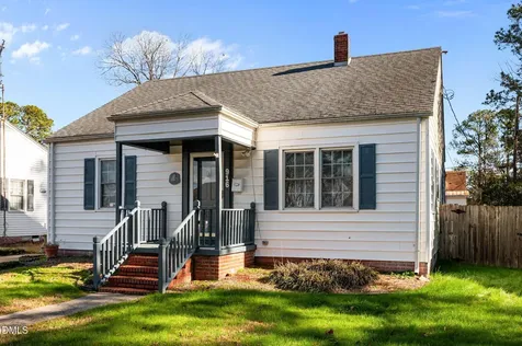 916 N Pembroke Avenue N Ahoskie NC 27910