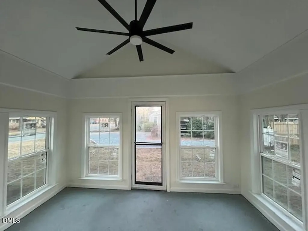 711 Memorial Avenue Dunn NC 28334