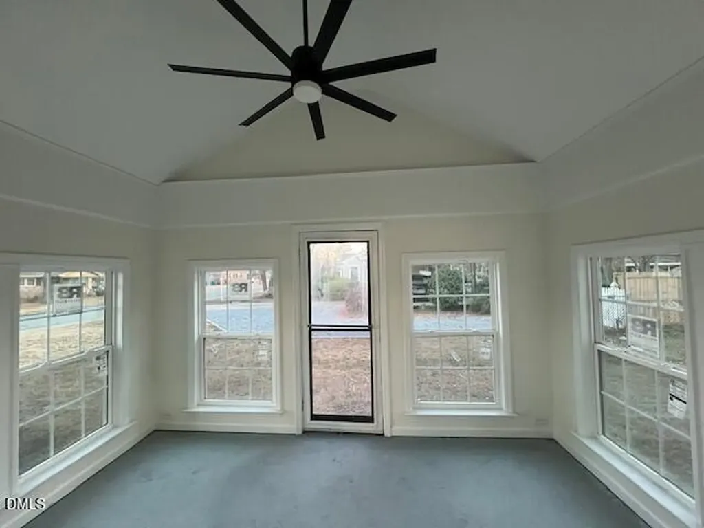 711 Memorial Avenue Dunn NC 28334