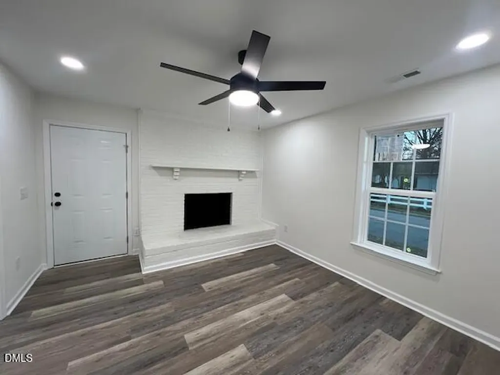 711 Memorial Avenue Dunn NC 28334
