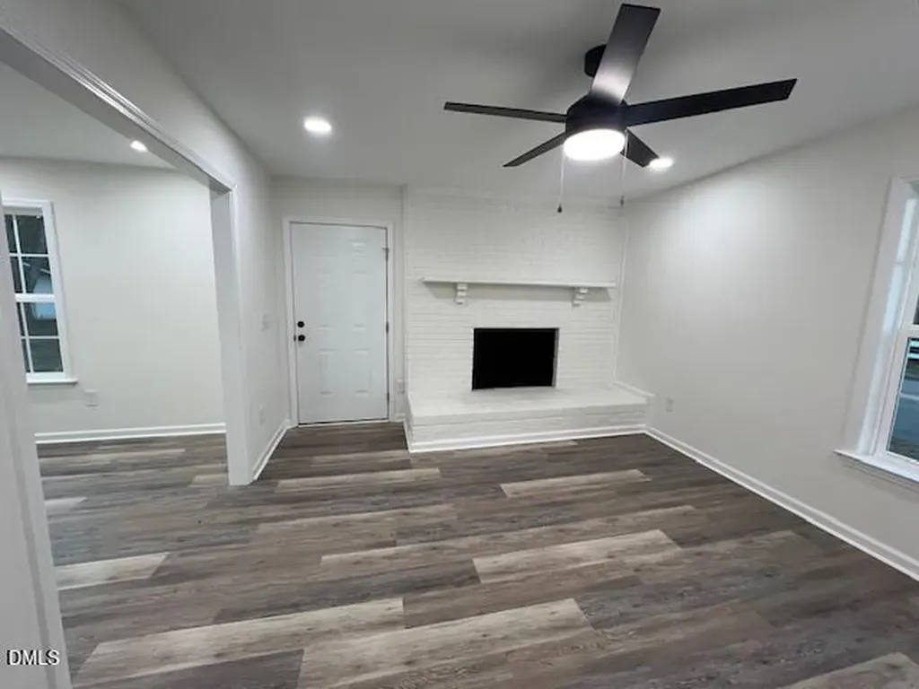 711 Memorial Avenue Dunn NC 28334