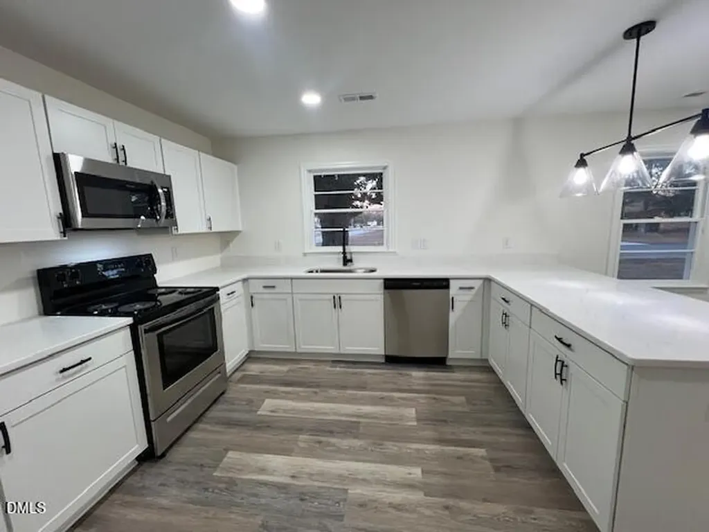 711 Memorial Avenue Dunn NC 28334