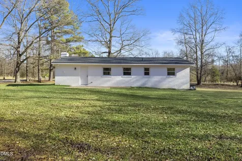 5525 Glenoaks Drive Durham NC 27712