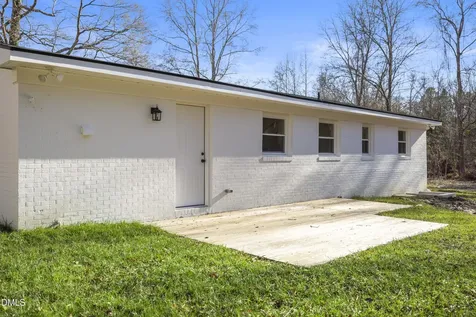 5525 Glenoaks Drive Durham NC 27712