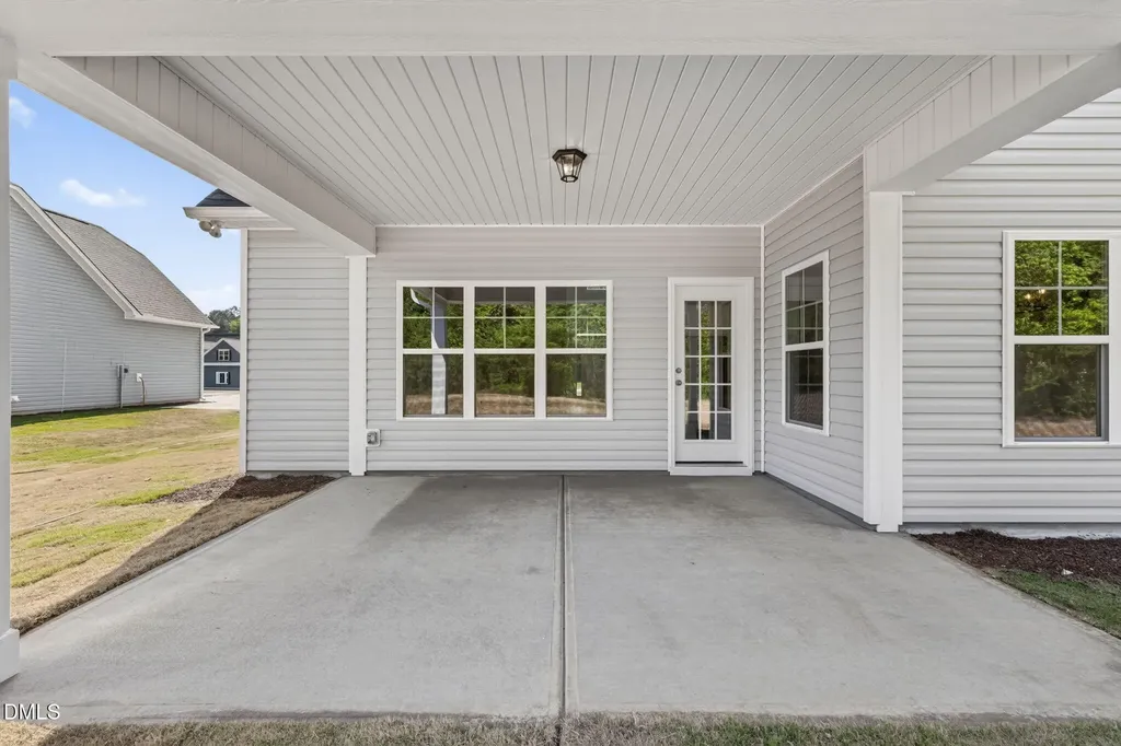 196 Bandelier Drive Selma NC 27576