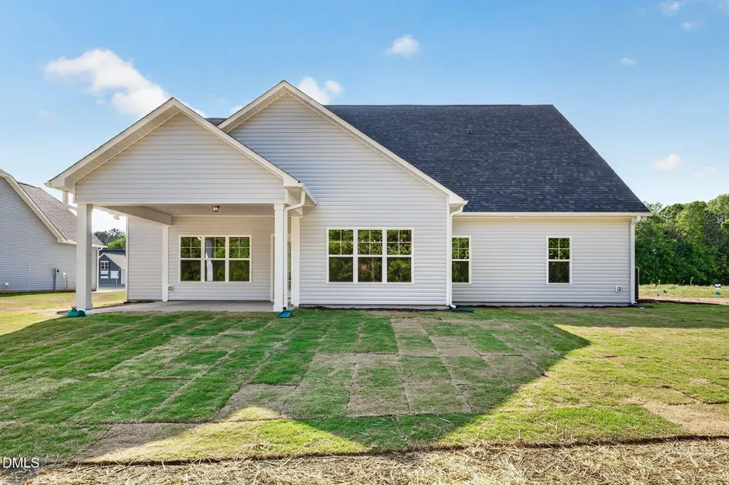 196 Bandelier Drive Selma NC 27576