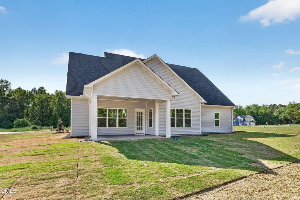 196 Bandelier Drive Selma NC 27576