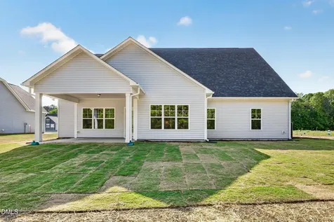 196 Bandelier Drive Selma NC 27576