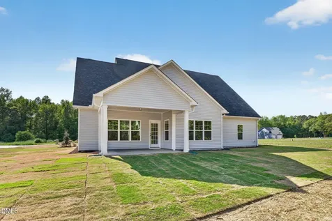 196 Bandelier Drive Selma NC 27576