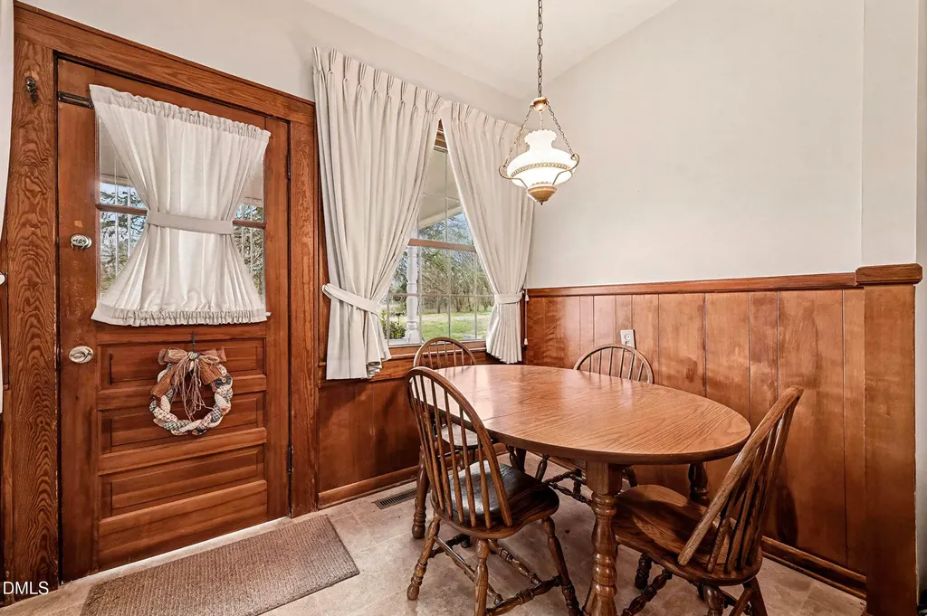 105 Elm Street Haw River NC 27258
