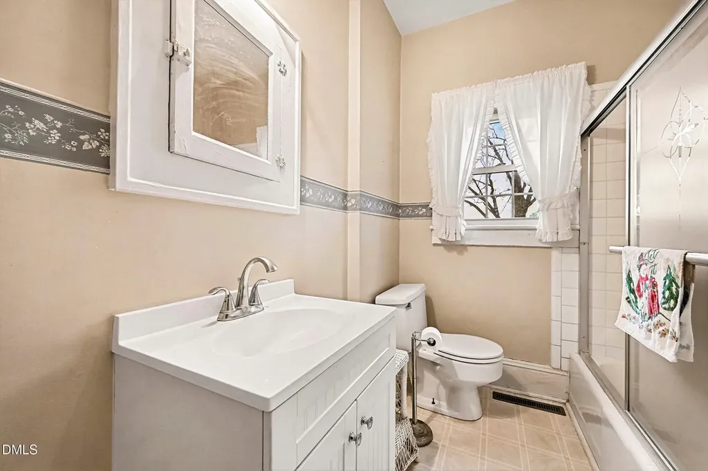 105 Elm Street Haw River NC 27258