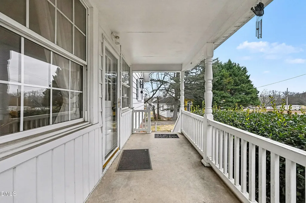 105 Elm Street Haw River NC 27258