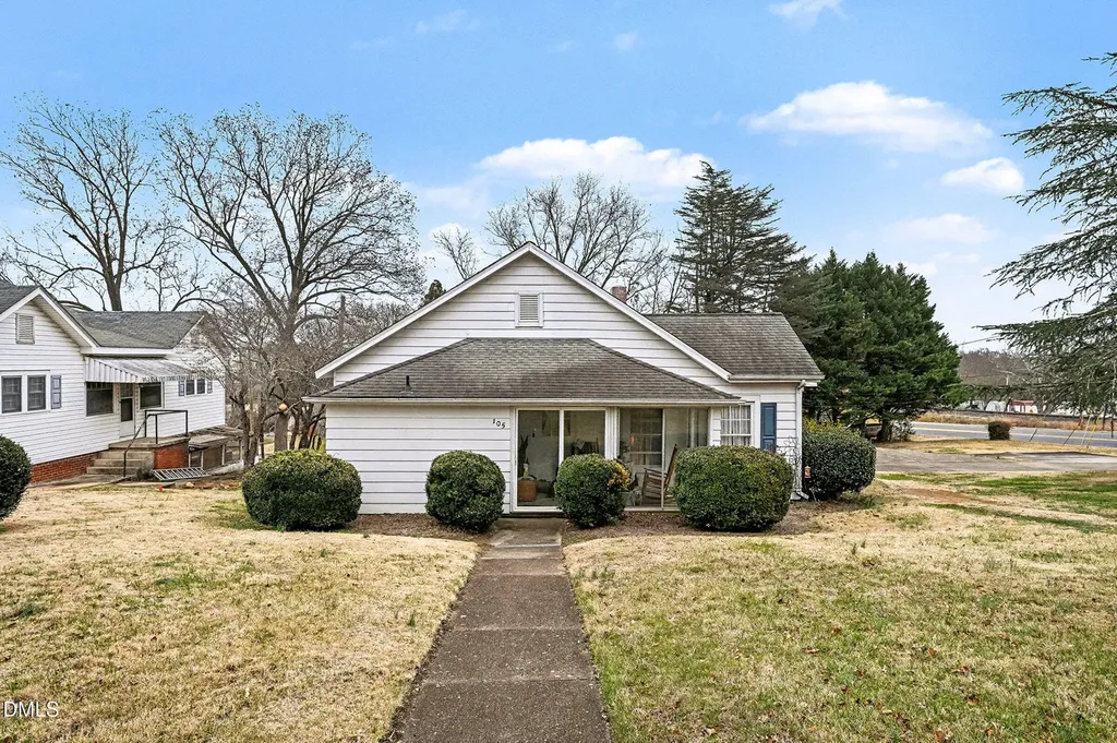 105 Elm Street Haw River NC 27258