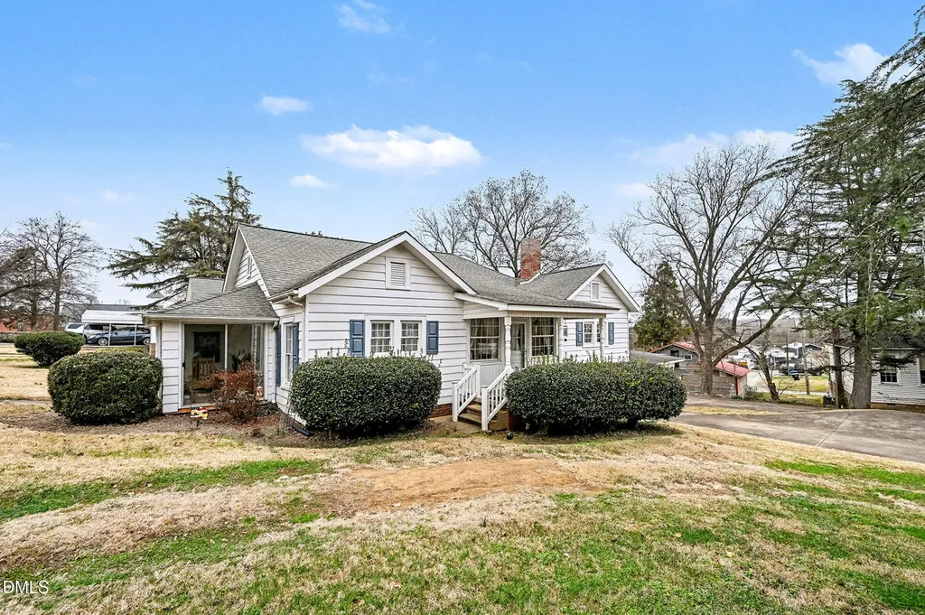 105 Elm Street Haw River NC 27258