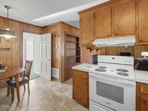 1006 Cuscowilla Cary NC 27511