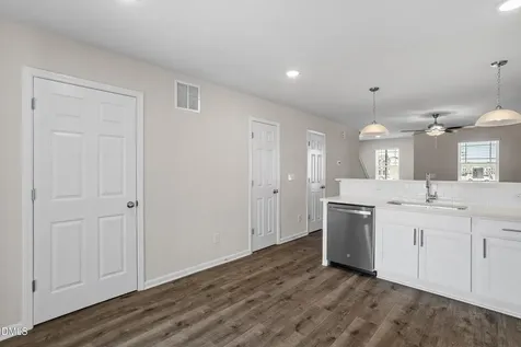 1025 Peony Lane Youngsville NC 27596
