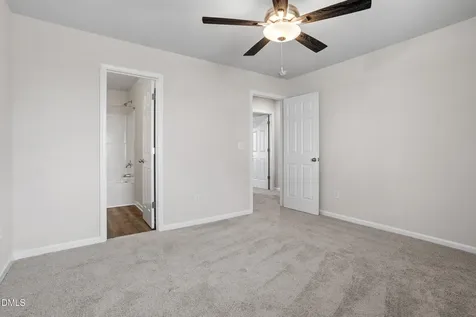 1025 Peony Lane Youngsville NC 27596
