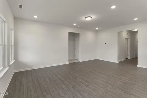 311 White Azalea Way Benson NC 27504